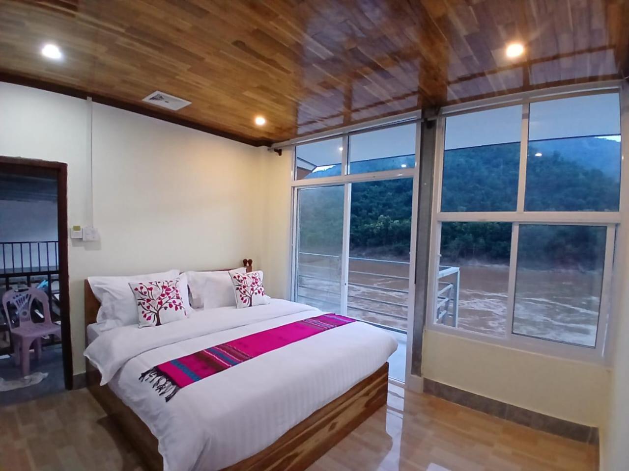 Villa Mekong 2 Guesthouse Muang Pakbèng 외부 사진
